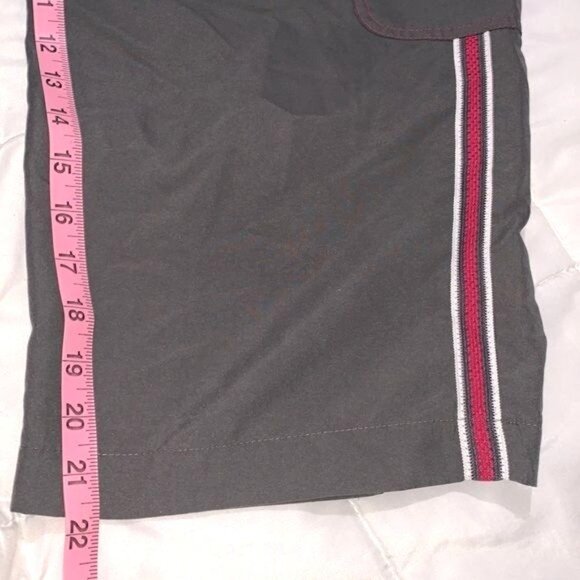 SB Active Womens Cargo Shorts L Polyester Gray Red Stripe - Picture 8 of 9